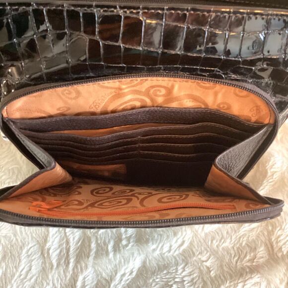 Brighton Sonny Moc Croc Patent Leather Organizer Wallet Shoulder Bag in Brown - Picture 8 of 10